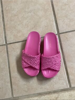 Nine West Hot Pink Braided Slide Sandals